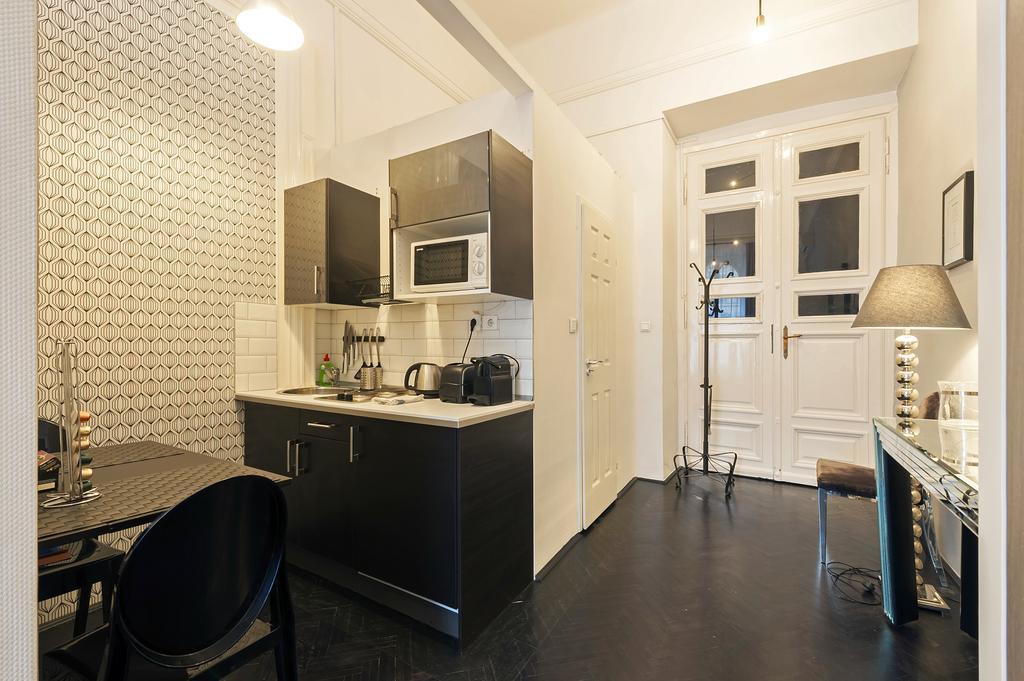 Play Apartments Boedapest Buitenkant foto